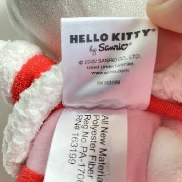 Hello Kitty 2022 Holiday Christmas Santa‎ Claus 8" Plush Sanrio - Picture 4 of 7
